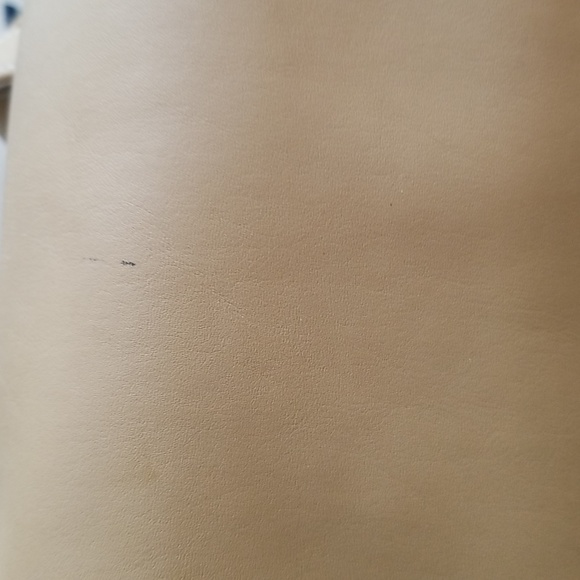 Cherokee Ladies Leather Backpack - Picture 5 of 13